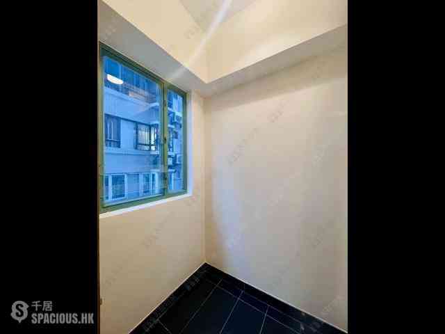 Sai Ying Pun - Bon-Point 09