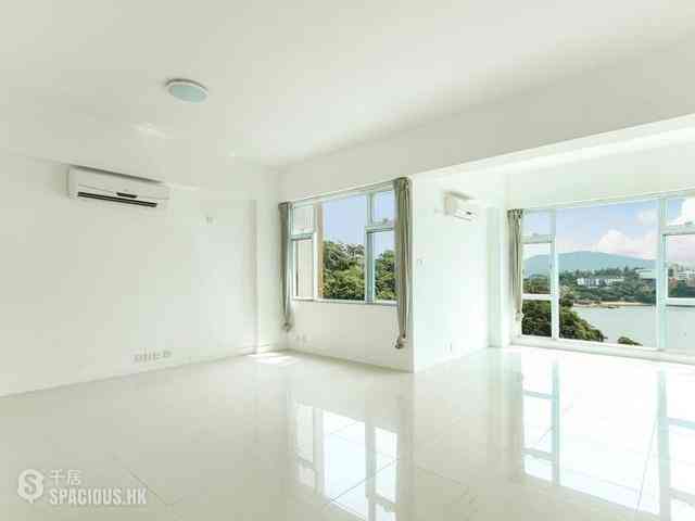 Chung Hom Kok - Cypresswaver Villas Block C 03