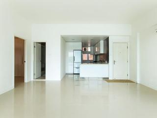 Chung Hom Kok - Cypresswaver Villas Block C 04
