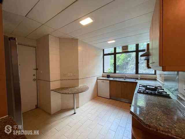 Mid Levels Central - Fairlane Tower 05
