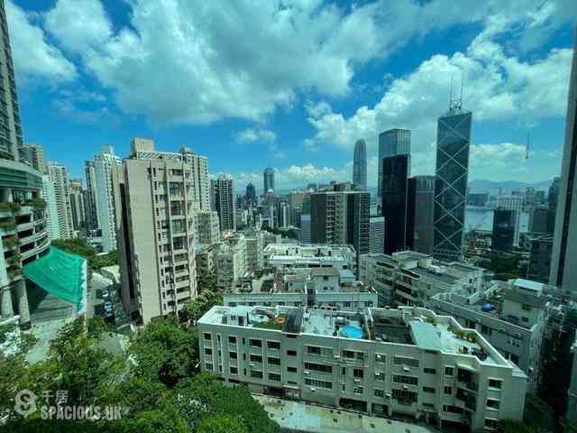Mid Levels Central - Fairlane Tower 07