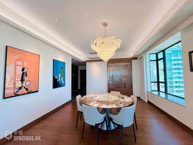 Mid Levels Central - Fairlane Tower 04
