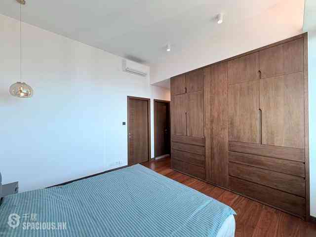 Mid Levels Central - Fairlane Tower 11