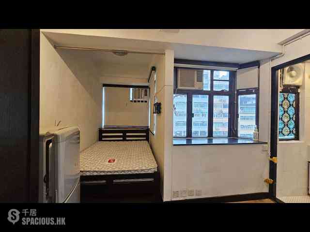 Wan Chai - Hong Fu Building 01