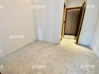 Quarry Bay - The Holborn 05