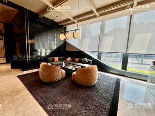 Quarry Bay - The Holborn 10
