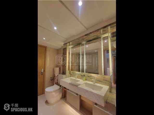 Mong Kok - Macpherson Place Block 1B 12