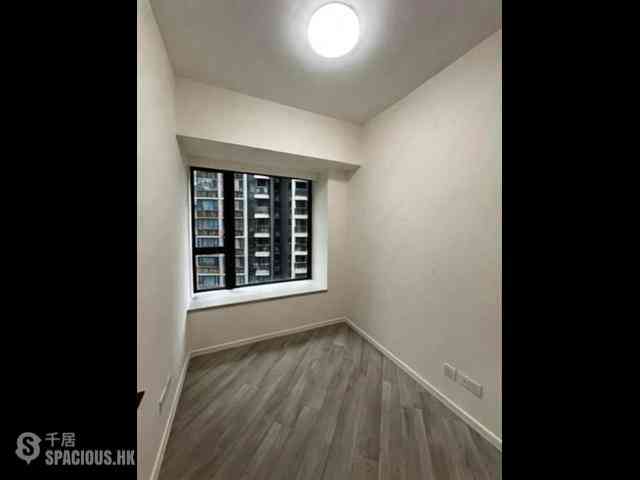 North Point - Fleur Pavilia Tower 2 07