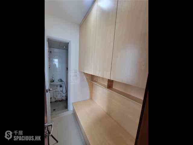 Tai Kok Tsui - The Long Beach Tower 2 05
