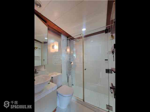 Tai Kok Tsui - The Long Beach Tower 2 10