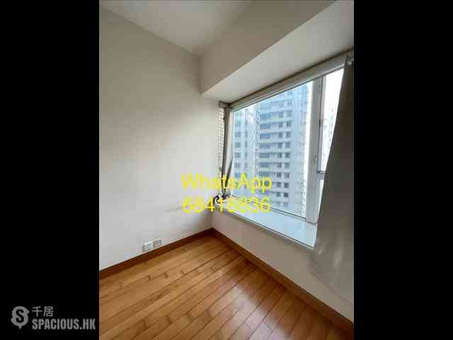 Sai Ying Pun - Reading Place 06