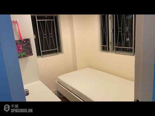 Sai Ying Pun - Wing Cheung Building 09