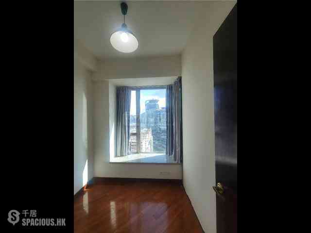 Yau Ma Tei - The Coronation Tower 5 06