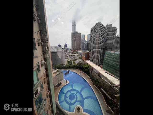 Tsim Sha Tsui - The Victoria Towers 02