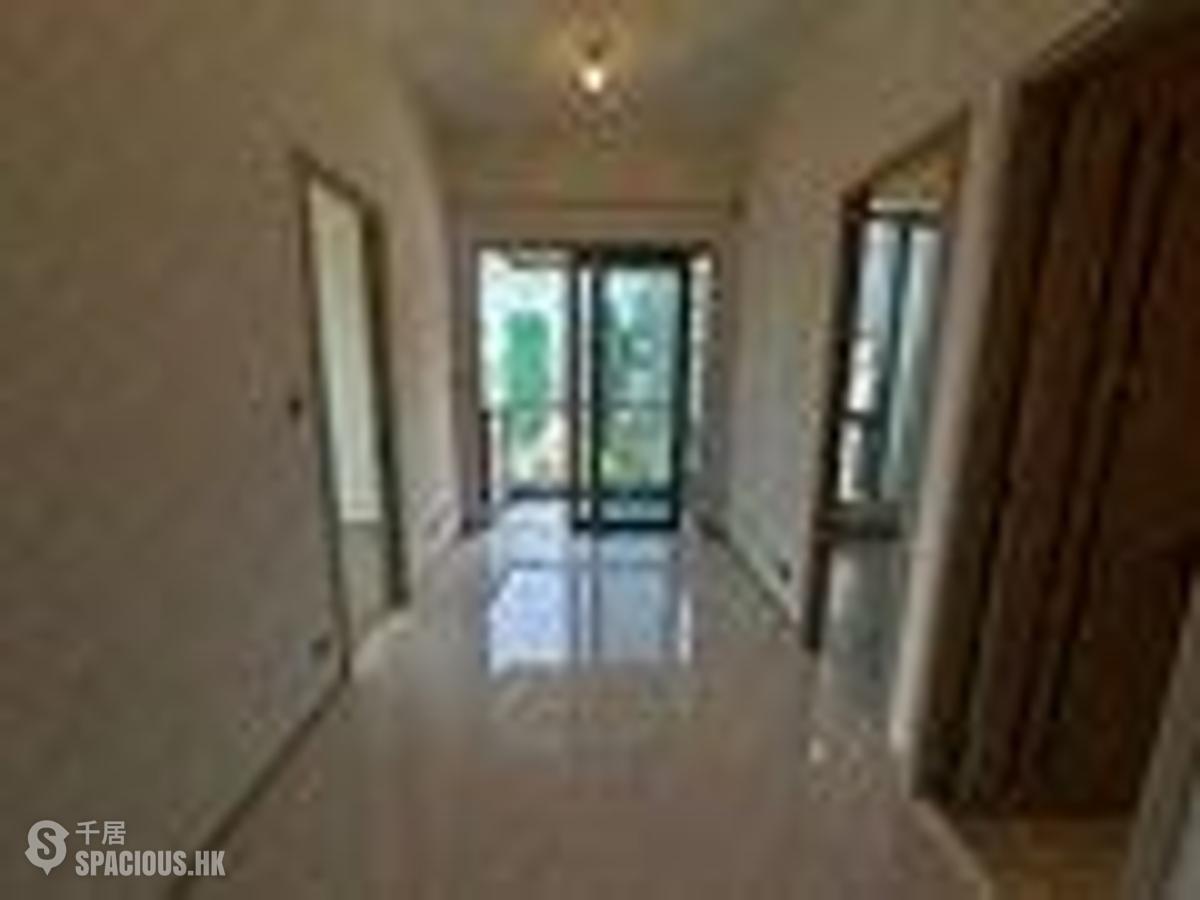 Sai Ying Pun - Upper Manor 01