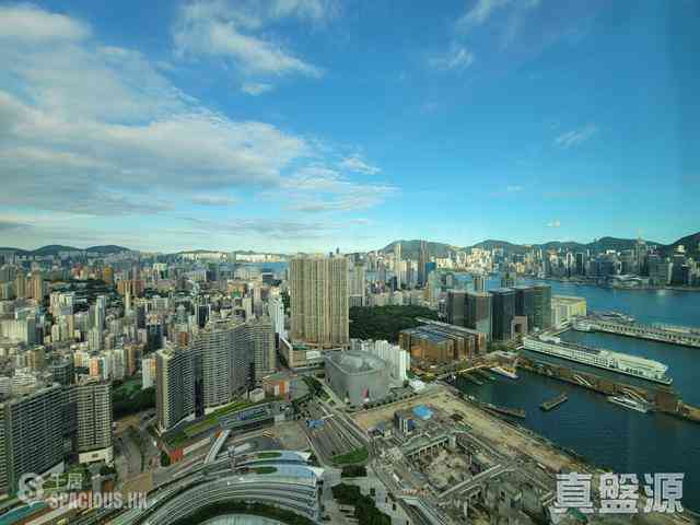 West Kowloon - The Arch 10