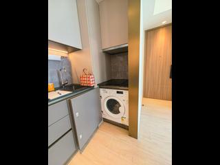 Sai Ying Pun - Des Voeux W Residence 04