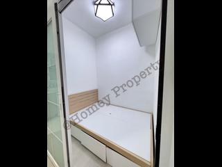 North Point - Metropole Building 04