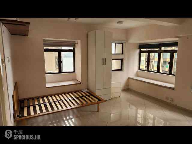Fortress Hill - Wan Wah Mansion 01