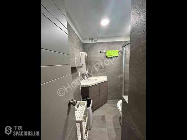 Sheung Wan - Kam Fai House 10