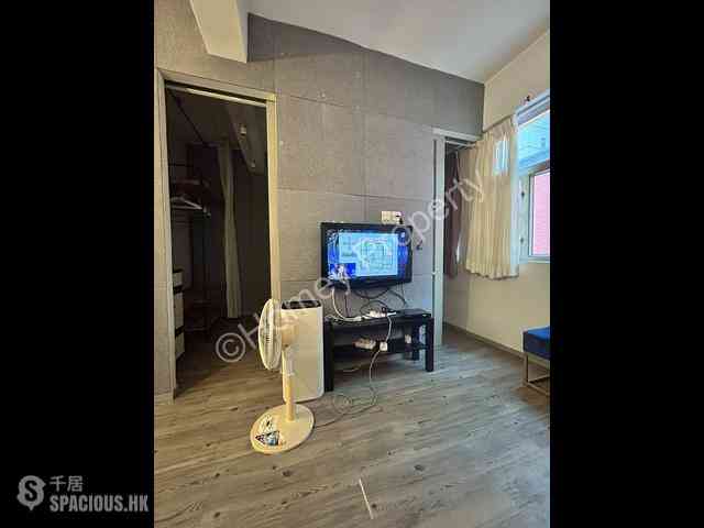 Sheung Wan - Kam Fai House 12