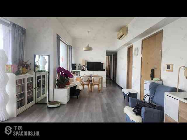 Sai Ying Pun - Island Crest Block 2 03