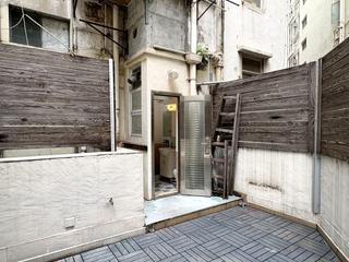 Sheung Wan - 8, Hillier Street 17