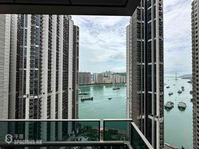 Tsuen Wan - Ocean Pride Phase 3 Block 8 04