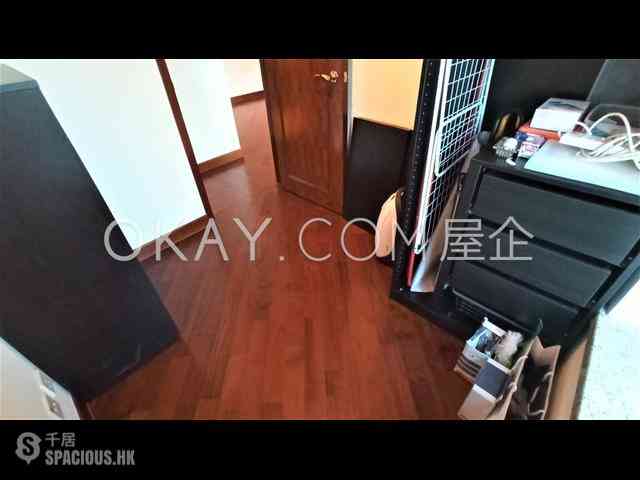 Wan Chai - The Avenue 05