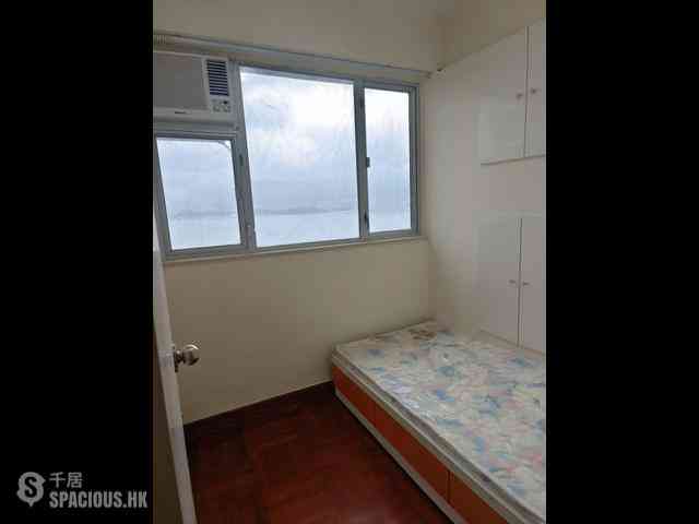 Sai Ying Pun - Kwan Yick Building Phase 3 03