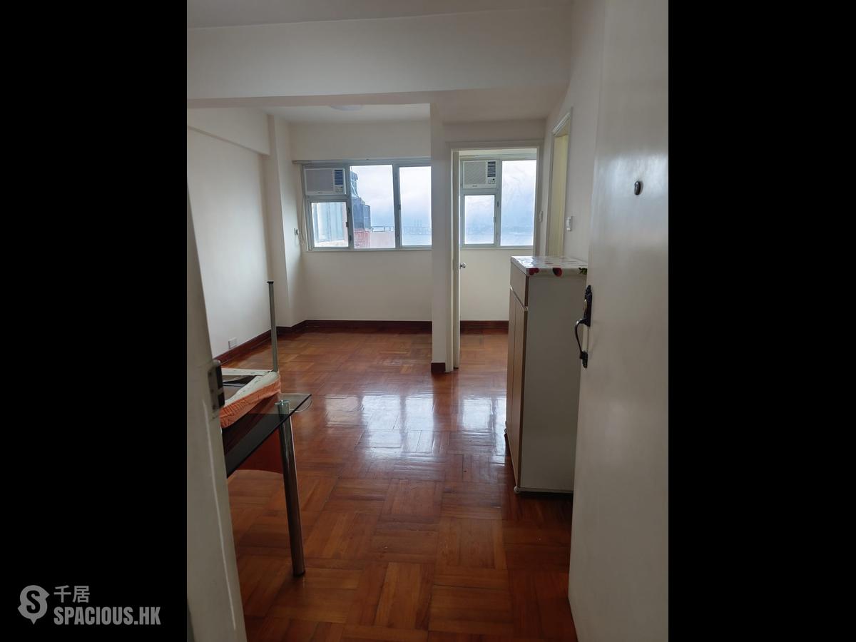 Sai Ying Pun - Kwan Yick Building Phase 3 01