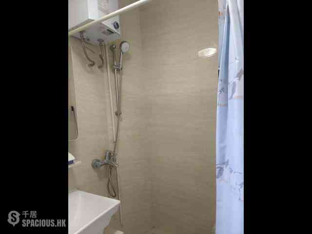 Sai Ying Pun - Kwan Yick Building Phase 3 09
