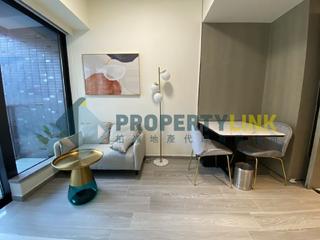 Sai Ying Pun - The Queens 03