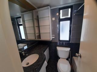 Mid Levels Central - Vantage Park Block 2 06