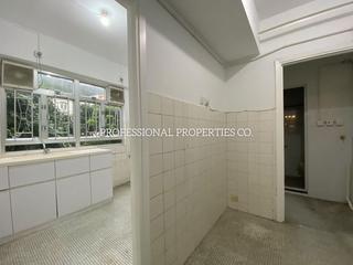 Happy Valley - 9, Broom Road 10