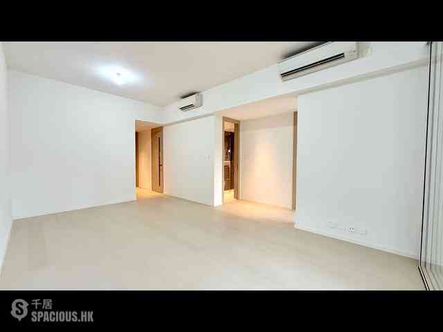 Wan Chai - 33 Kennedy Road 02