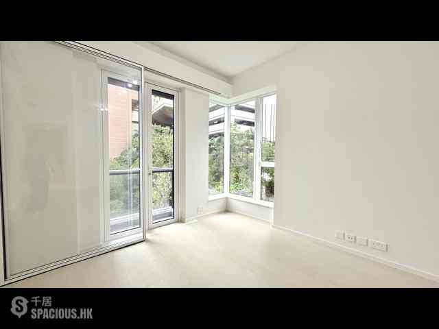 Wan Chai - 33 Kennedy Road 03