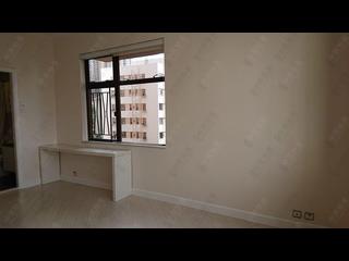 Mid Levels West - Parkway Court Block A 14