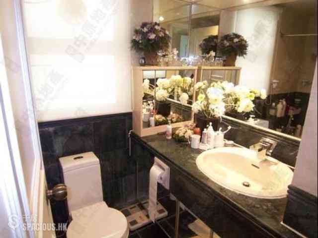 Mid Levels Central - Goldwin Heights 03