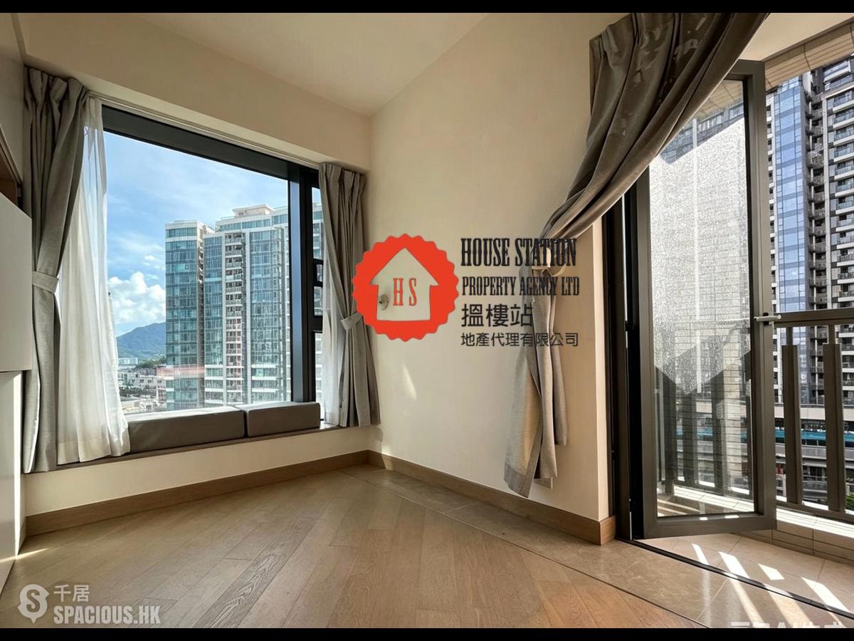 Tseung Kwan O - The Wings Ocean Wings Block 6A 01