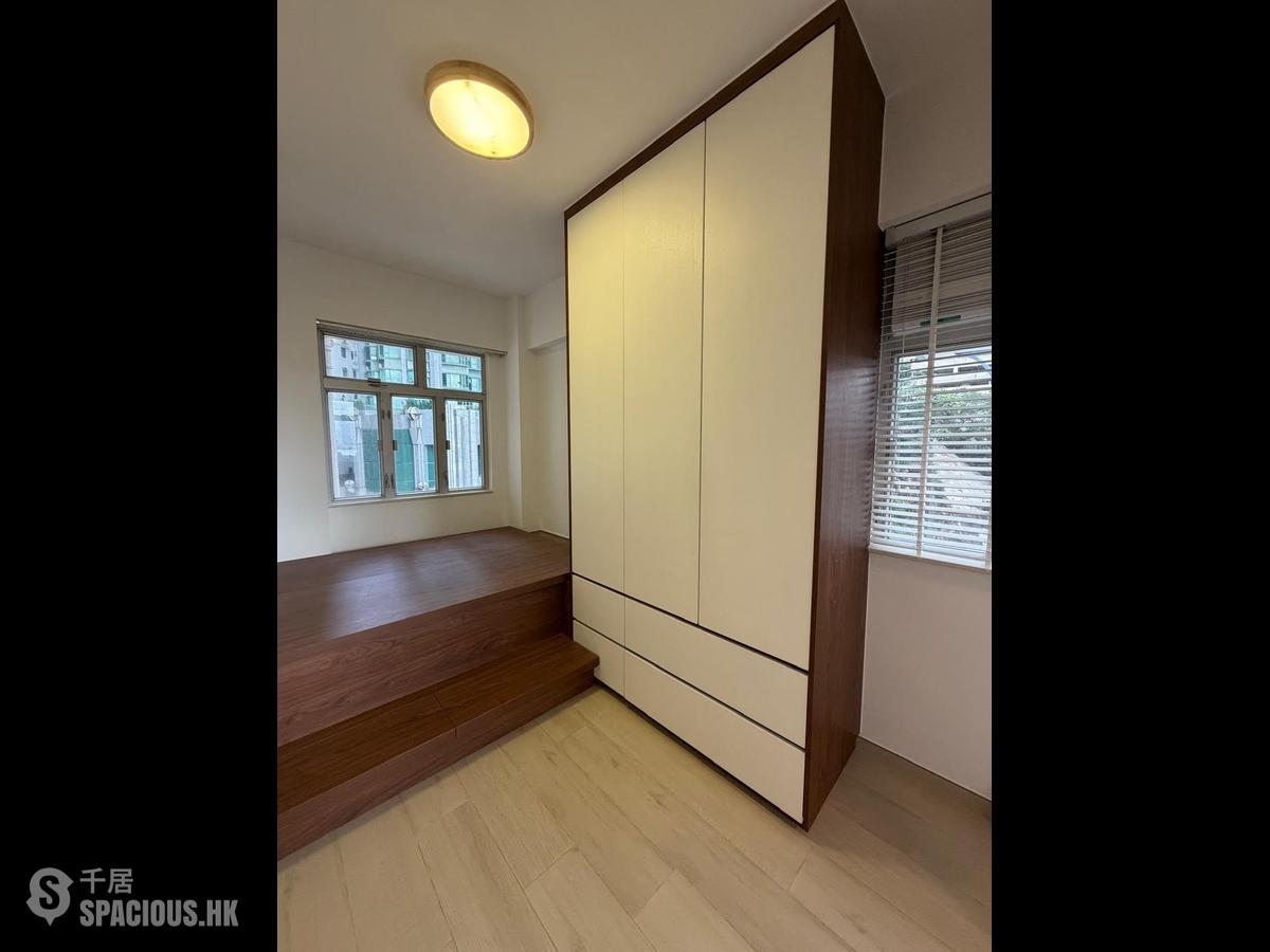 Tai Hang - Kanfield Mansion 01