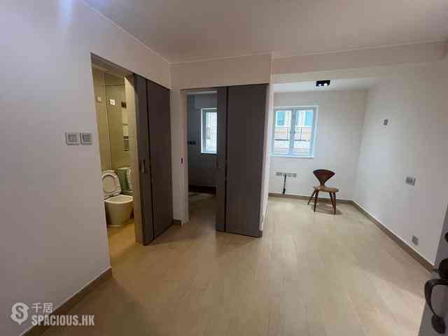 Wan Chai - Galway Court 01