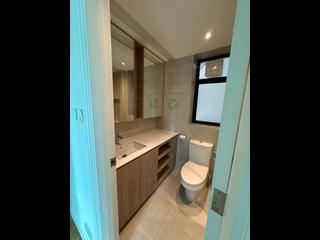 West Kowloon - Sorrento 03