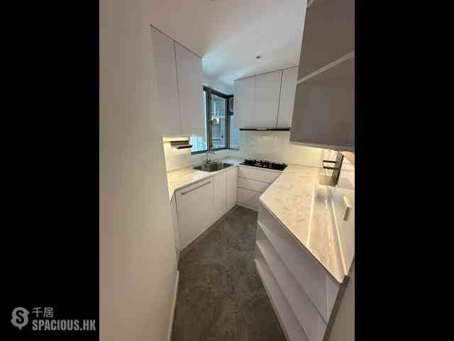 West Kowloon - Sorrento 07