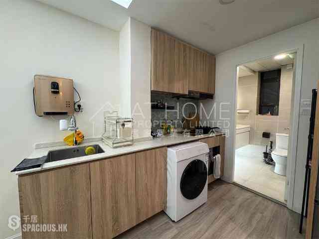Causeway Bay - 24, Yiu Wa Street 07