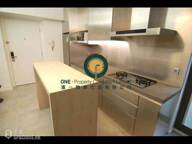 Sai Ying Pun - Golden Phoenix Court 05