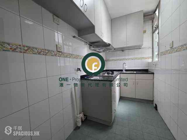 Sai Ying Pun - Lechler Court 05