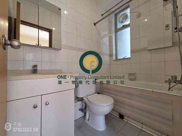 Sai Ying Pun - Lechler Court 06