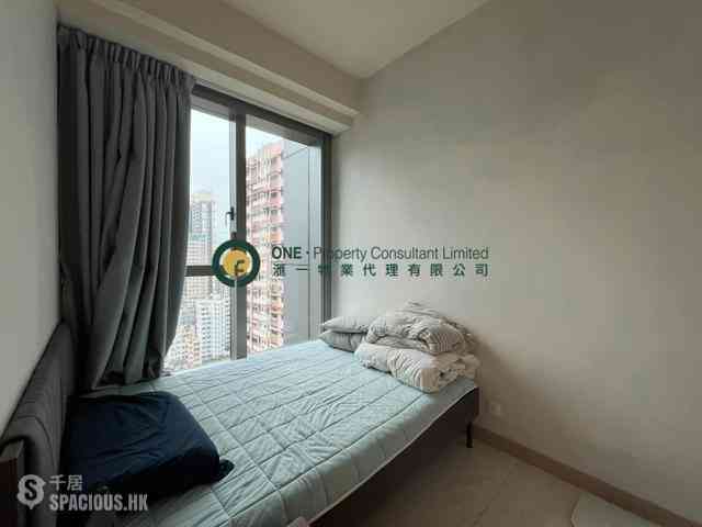 Sai Ying Pun - King's Hill 06