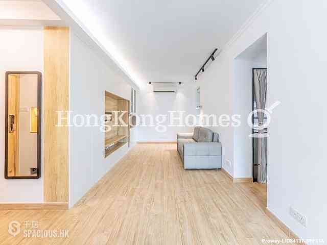 Wan Chai - Royal Court 03